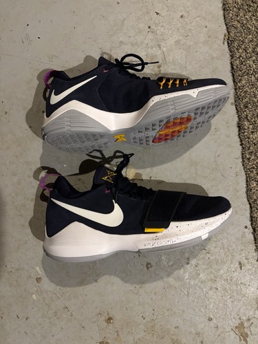 Nike the bait - 1, george