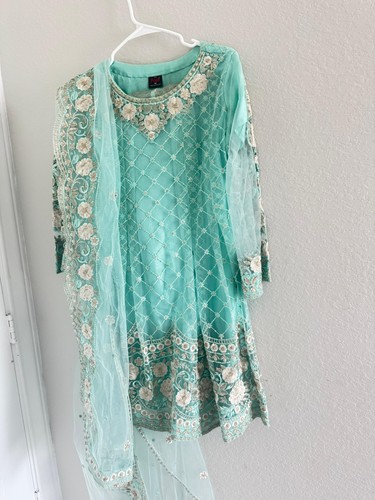 Indian pakistani womens