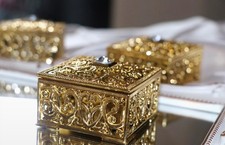 jewel lid Gold Filigree favour