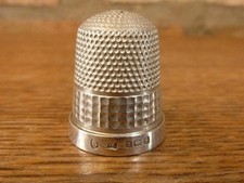 A nice Antique Size 6 James Swann Thimble Hallmarked silver Birmingham 1917