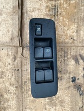 Nissan Qashqai 5dr 2010-13 Driver Side Front Windows Control switch 25401BR00A