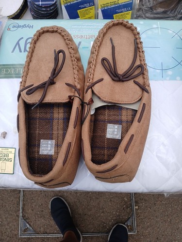 Moccasins slippers size 5 - moccasins, slippers,