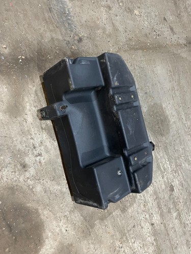 Plastic diesel tank with cap - , x