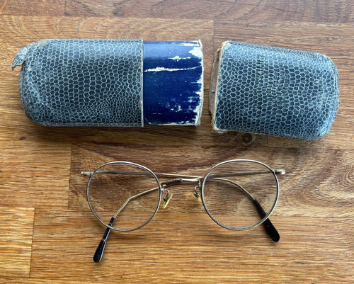 Vintage spectacles from mid