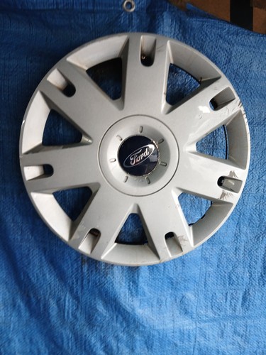 Ford fiesta wheel trim - ford,