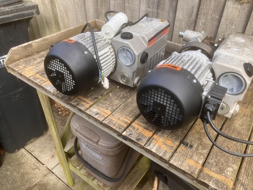 Vacuum pumps - vacuum,