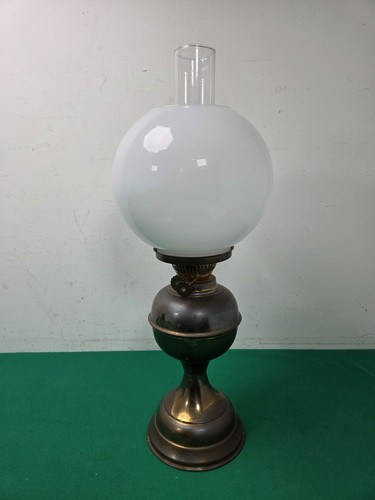 Vintage brass oil lamp - oil,