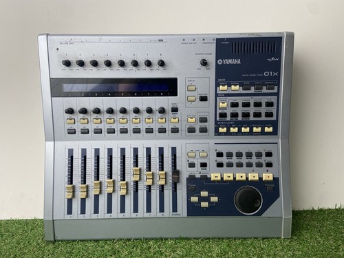 Yamaha 01x digital mixing - yamaha,