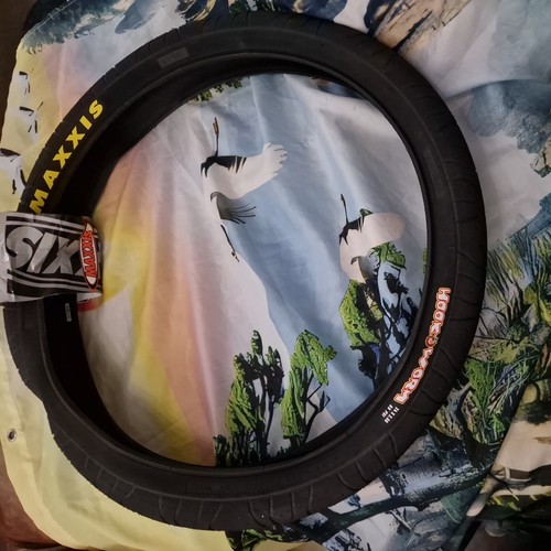 Maxxis hookworm 2 5 - maxxis, 24"