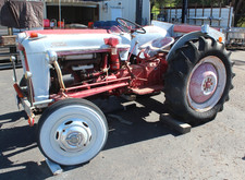 1953 ANTIQUE FORD  GOLDEN