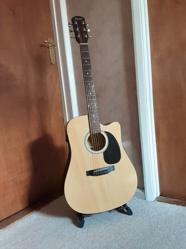 Fender squier electro acoustic - squier,