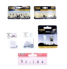 VARIOUS BRANDS 'N' GAUGE LOT OF ASSORTED FIGURES/STREETLIGHTS/GRAVESIDE FIGURES