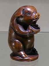 OLD JAPANESE BOXWOOD NETSUKE