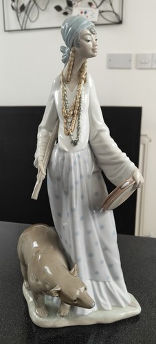 Lladro ceramic gypsy woman - ceramic,