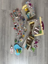 Playmobil Summer Fun beach Hotel 70434 With Accessories & People