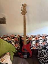 Squier Pete Wentz Signature