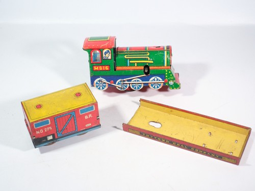 Vintage tin plate litho train - tin,