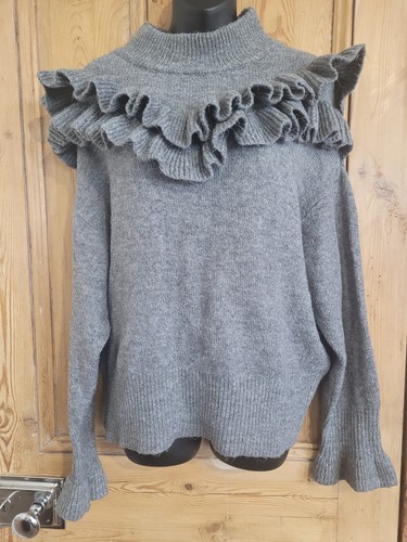 Zara grey ruffle knit - grey,
