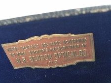 ANTQUE VTG HARD CASE VELVET