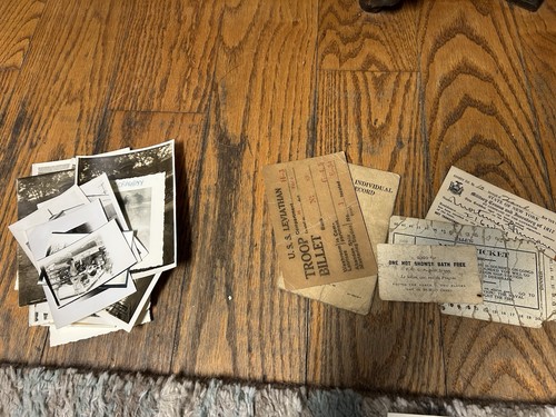 Wwii photo paper grouping - photo/paper,