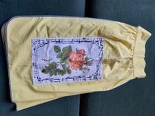 Vintage Apron/pinny, St Michael Made In Britain. Floral Design On Pockets.