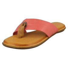 Ladies Leather Collection Toepost *Sandals*