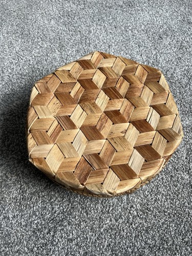 Vintage woven basket and lid - woven,