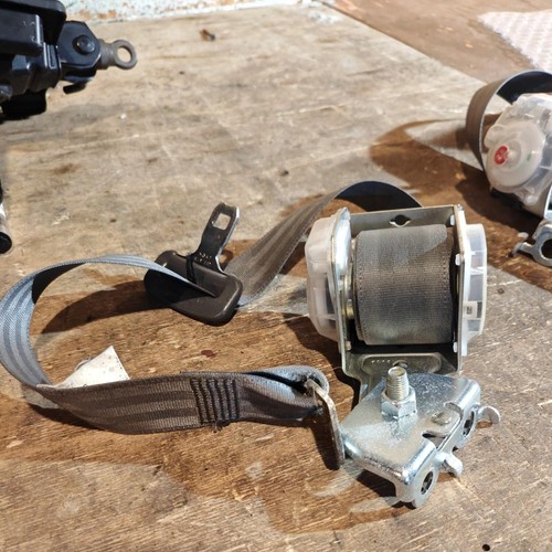 Toyota prius mk3 seat - toyota, belt