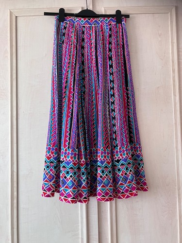 Clothkits skirt aztec design - skirt,