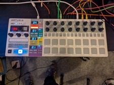Arturia Beatstep Pro Controller Sequencer
