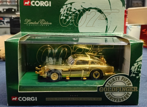 Corgi 04202 gold plated aston - plated,