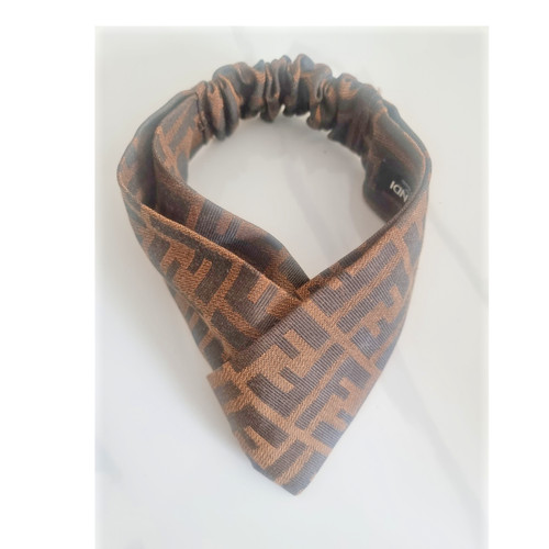 Fendi geometric logo - fendi,