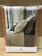 YVES DELORME | Triomphe