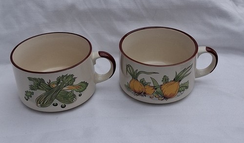 Vintage soup mugs - soup, x2