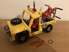 LEGO Technic Tow Truck Set
