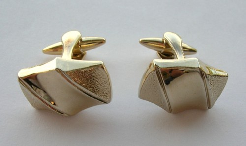 Vintage stratton england gold - vintage,