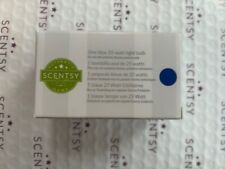 One Scentsy Warmer 25w E14