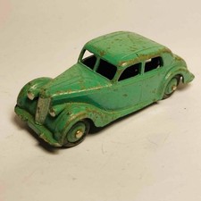 Dinky Toys #40a Riley Saloon Car - Re-Painted Vintage (ref33)