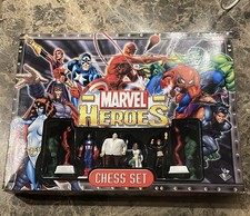 Marvel Hero’s Chess Set