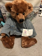Artist teddy bear - bear, winifred
