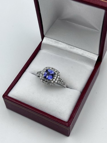 Tanzanite and diamond ring - tanzanite,