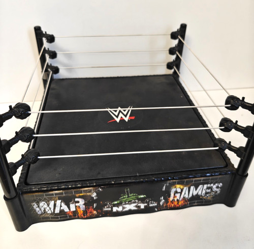 Wwe nxt war - war, games