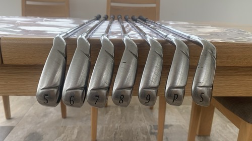 Wilson staff d250 iron set - wilson,