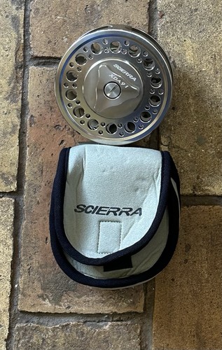 Salmon fishing reel - , scierra