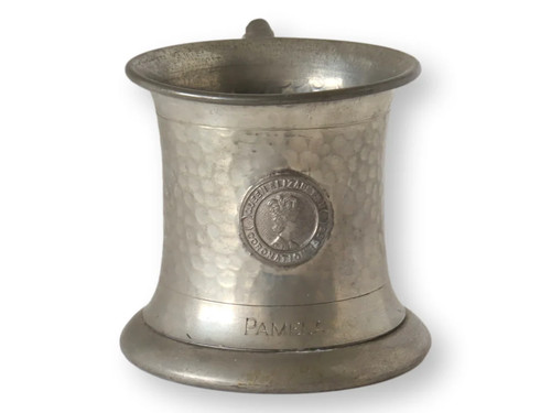 Hammered pewter queen - hammered,