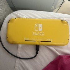 Nintendo Switch Lite Yellow
