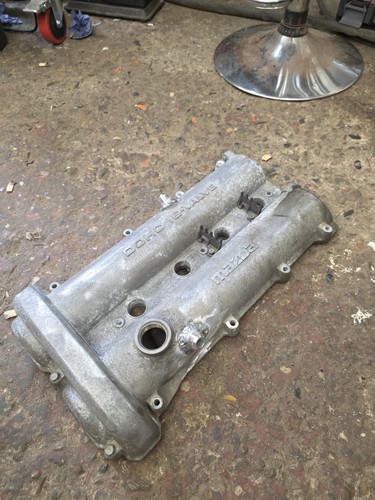 Mx5 mk1 valve cover with - valve,