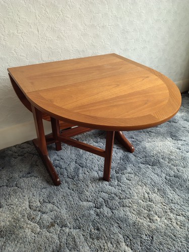 Wooden oval occasional fold - oval,