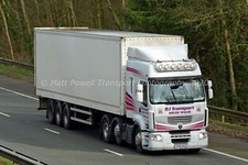 Truck Photo 12x8 - Renault