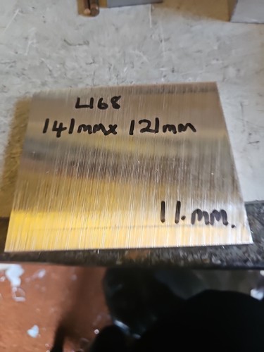 Aluminium billet l168 141mm x - aluminium,